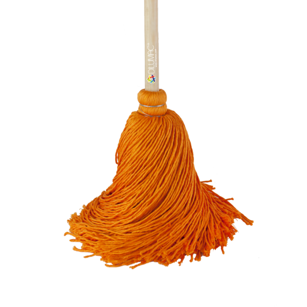 Trapeador Forjado con Bastón de Madera Mandarina